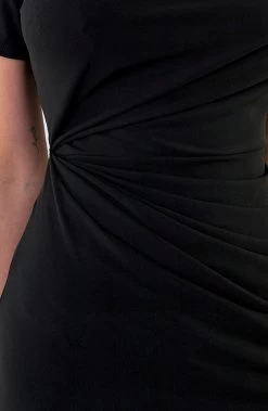 Aangesloten Col Jurk Zwart -Kleding Promotie Winkel Aangesloten Col Jurk Zwart 1 586x900 2