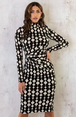 Aansluitende Jurk Overslag Gedrapeerd Print Zwart Wit -Kleding Promotie Winkel Aansluitende Jurk Overslag Gedrapeerd Print Zwart Wit 5 586x900 1