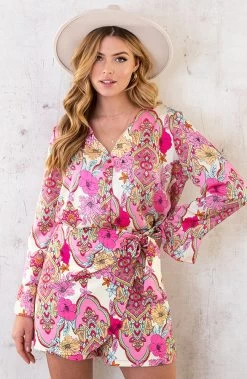 Bloemen Overslag Skort Roze -Kleding Promotie Winkel Bloemen Knopen Blouse Roze 3 586x900 2