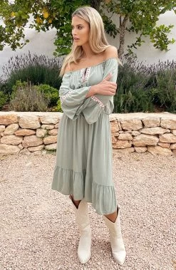 Boho Off Shoulder Jurk Army 13 Boho Off Shoulder Jurk Army -Kleding Promotie Winkel Boho Off Shoulder Jurk Army 5 586x900 1