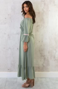 Boho Off Shoulder Maxi Jurk Army -Kleding Promotie Winkel Boho Off Shoulder Maxi Jurk Army 5 586x900 1