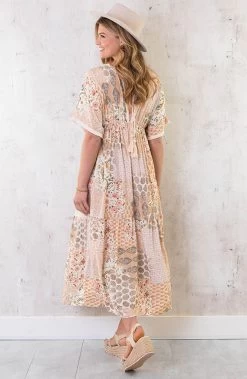 Boho Print Jurk Maxi Beige -Kleding Promotie Winkel Boho Print Jurk Maxi Beige 1 586x900 1