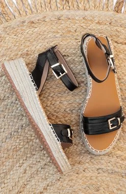 Buckle Plateau Sandalen Zwart