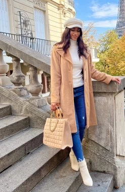 Coltrui Dames Offwhite -Kleding Promotie Winkel Classy Soft Trenchcoat Camel 4 586x900 1