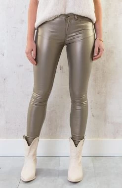 Coating Jeans Metallic Gold