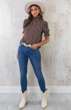 Col Top Bloemetjes Koraal -Kleding Promotie Winkel Col Top Bloemetjes Koraal 586x900 1