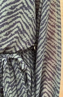 Exclusive Print Dress Army 15 Exclusive Print Dress Army -Kleding Promotie Winkel Exclusive Print Dress Army close 586x900 1