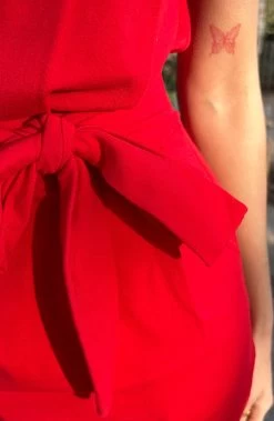 Femme Fatale Jurk Rood -Kleding Promotie Winkel Femme Fatale Jurk Rood 1 586x900 1