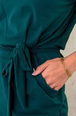 Femme Fatale Jurk Smaragd -Kleding Promotie Winkel Femme Fatale Jurk Smaragd 6 586x900 1