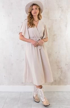 Florence Midi Jurk Beige -Kleding Promotie Winkel Florence Midi Jurk Beige 2 1 586x900 1