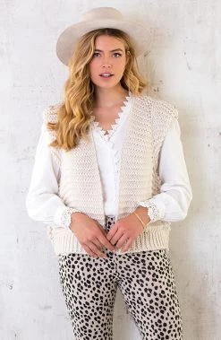 Musthave Deal Gebreid Gilet Flared -Kleding Promotie Winkel Gebreid Gilet Beige 2 586x900 2