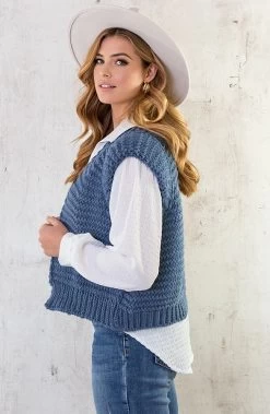 Gebreid Gilet Jeansblauw -Kleding Promotie Winkel Gebreid Gilet Jeansblauw 5 586x900 1