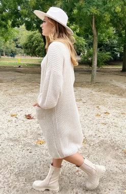 Gebreid Vest Met Zakken Beige -Kleding Promotie Winkel Gebreid Vest Met Zakken Beige 4 586x900 1