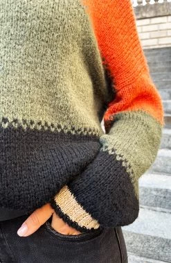 Gebreide Banen Trui Army 16 Gebreide Banen Trui Army -Kleding Promotie Winkel Gebreide Banen Trui Army 9 586x900 1