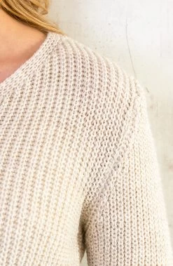 Gebreide V-hals Trui Beige -Kleding Promotie Winkel Gebreide V hals Trui Beige 1 586x900 1