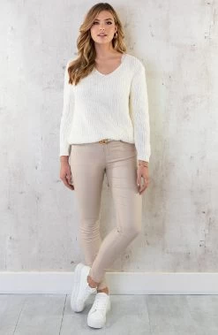 Gebreide V-hals Trui Ecru -Kleding Promotie Winkel Gebreide V hals Trui Ecru 2 586x900 1