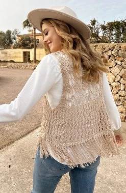 Gehaakt Gilet Fringe Lurex Goud -Kleding Promotie Winkel Gehaakt Gilet Fringe Lurex Goud 2 1 586x900 1