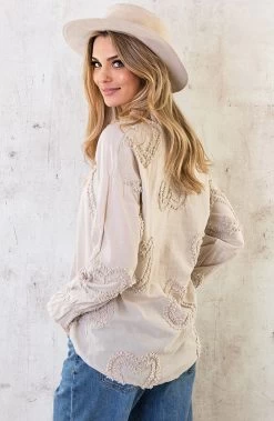 Hartjes Blouse Beige -Kleding Promotie Winkel Hartjes Blouse Beige 2 586x900 1