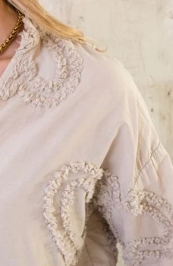 Hartjes Blouse Beige -Kleding Promotie Winkel Hartjes Blouse Beige 7 586x900 1