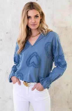 Kleding Promotie Winkel -Kleding Promotie Winkel Hartjes Blouse Jeansblauw 3 586x900 1