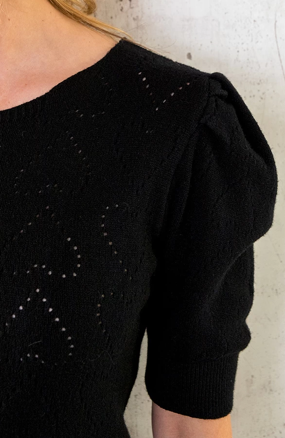 Hartjes Knitted Pofmouwen Top Zwart 7 Hartjes Knitted Pofmouwen Top Zwart - Afbeelding 5