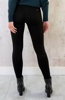 Skinny Jeans High Waist Zwart -Kleding Promotie Winkel IMG0176 586x900 1