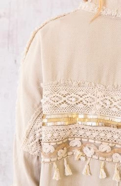 Ibiza Tassel Jacket Oversized Beige -Kleding Promotie Winkel Ibiza Tassel Jacket Oversized Beige 10 586x900 1