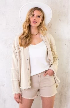Ibiza Tassel Jacket Oversized Beige -Kleding Promotie Winkel Ibiza Tassel Jacket Oversized Beige 5 586x900 1