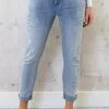 Jeans Met Embroidery Light Blue