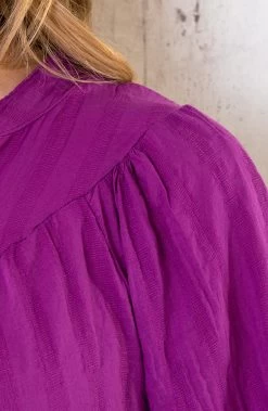 Katoenen Knopen Blouse Magenta -Kleding Promotie Winkel Katoenen Knopen Blouse Magenta 4 586x900 1