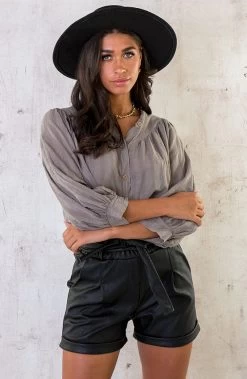 Katoenen Knopen Blouse Taupe -Kleding Promotie Winkel Katoenen Knopen Blouse Taupe 4 586x900 1