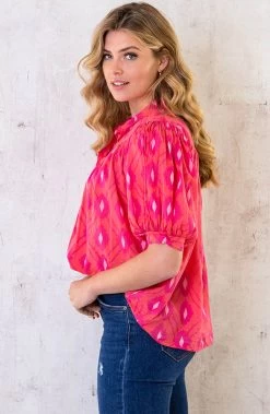 Katoenen Pofmouw Blouse Aztec Fuchsia -Kleding Promotie Winkel Katoenen Pofmouw Blouse Aztec Fuchsia 3 586x900 1