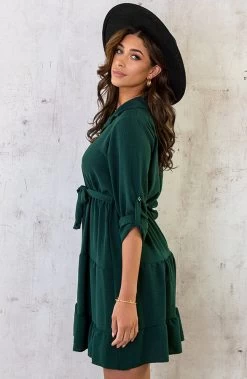 Laagjes Knopen Jurk Smaragd -Kleding Promotie Winkel Laagjes Knopen Jurk Smaragd 8 586x900 1