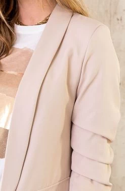 Limited Blazer Beige 2.0 -Kleding Promotie Winkel Limited Blazer Beige 2 4 586x900 3