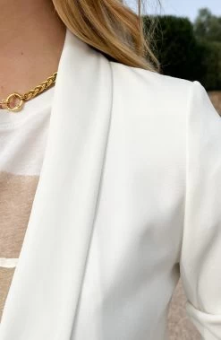 Limited Blazer Offwhite 2.0 -Kleding Promotie Winkel Limited Blazer Offwhite 2 3 586x900 1