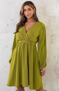 Londen Jurk Olive -Kleding Promotie Winkel Londen Jurk Olive 3 586x900 1