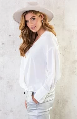 Low Back Lace Blouse Ecru -Kleding Promotie Winkel Low Back Lace Blouse Ecru 4 586x900 1