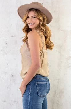 Luxury Kanten Top Brons -Kleding Promotie Winkel Luxury Kanten Top Brons 2 586x900 1