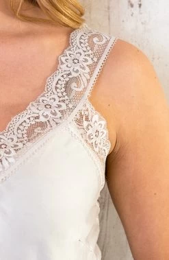 Luxury Kanten Top Light Beige -Kleding Promotie Winkel Luxury Kanten Top Ecru 1 586x900 2