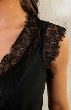 Luxury Kanten Top Exclusive Zwart -Kleding Promotie Winkel Luxury Kanten Top Exclusive Zwart 586x900 1