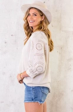 Marant Embroidery Blouse Beige -Kleding Promotie Winkel Marant Embroidery Blouse Beige 4 586x900 1