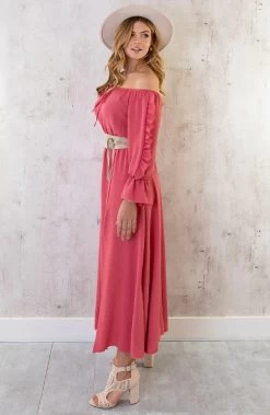 Maxi Off Shoulder Ruffle Jurk Dust Roze 12 Maxi Off Shoulder Ruffle Jurk Dust Roze -Kleding Promotie Winkel Maxi Off Shoulder Ruffle Jurk Dust Roze 3 586x900 1