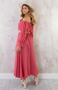 Maxi Off Shoulder Ruffle Jurk Dust Roze 13 Maxi Off Shoulder Ruffle Jurk Dust Roze -Kleding Promotie Winkel Maxi Off Shoulder Ruffle Jurk Dust Roze 4 586x900 1