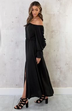 Maxi Off Shoulder Ruffle Jurk Zwart -Kleding Promotie Winkel Maxi Off Shoulder Ruffle Jurk Zwart 3 586x900 1