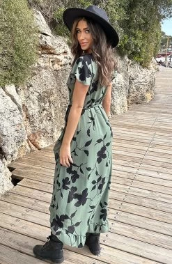 Flower Jurk Midi Army Zwart -Kleding Promotie Winkel Midi Overslag Jurk Flower Army Zwart 2 586x900 1