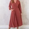 Midi Pocket Dress Terracotta -Kleding Promotie Winkel Midi Pocket Dress Terracotta 5 586x900 1