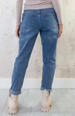 Mom Fit Jeans Light Blue -Kleding Promotie Winkel Mom Fit Jeans Light Blue 1 586x900 1