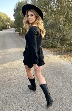 Mousseline Oversized Shorts Zwart -Kleding Promotie Winkel Mousseline Cropped Top Zwart 11 586x900 2