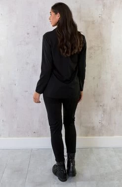 Basic Blazer Zwart 22 Basic Blazer Zwart -Kleding Promotie Winkel Musthave Deal Dames Pak Zwart 8 586x900 1