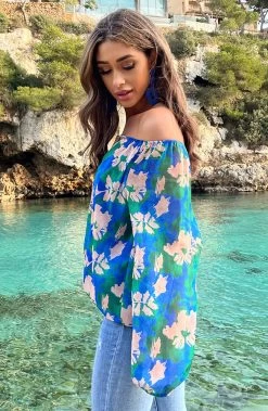 Off Shoulder Blouse Tropical Kobalt -Kleding Promotie Winkel Off Shoulder Blouse Tropical Kobalt 7 586x900 1